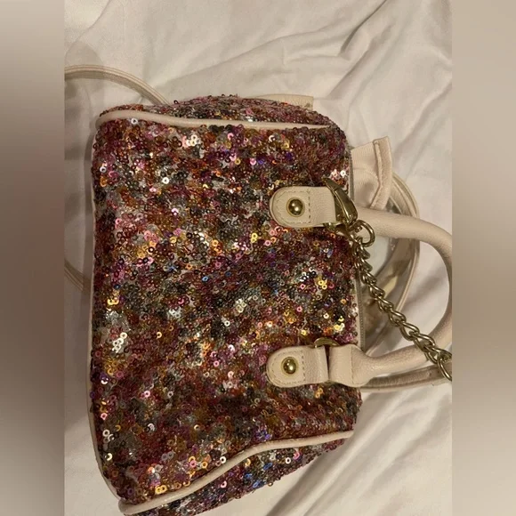 Mini Betsey Johnson Bag - Picture 5 of 7